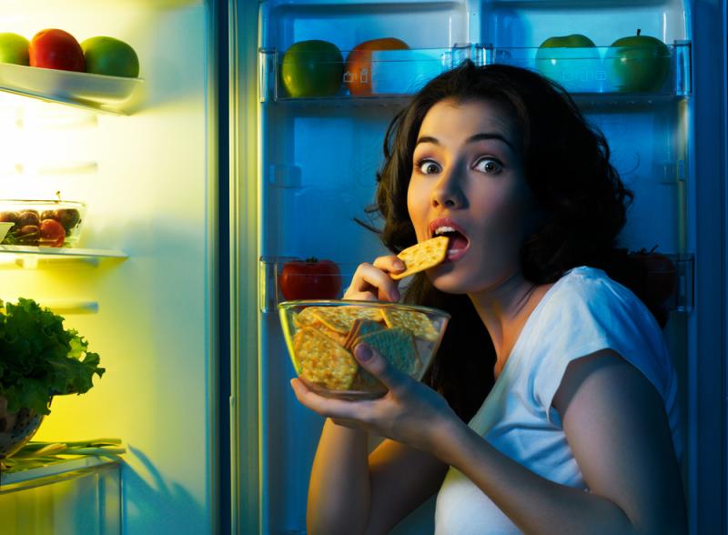 Почему ты ешь: как отличить слабохарактерность от усталости
